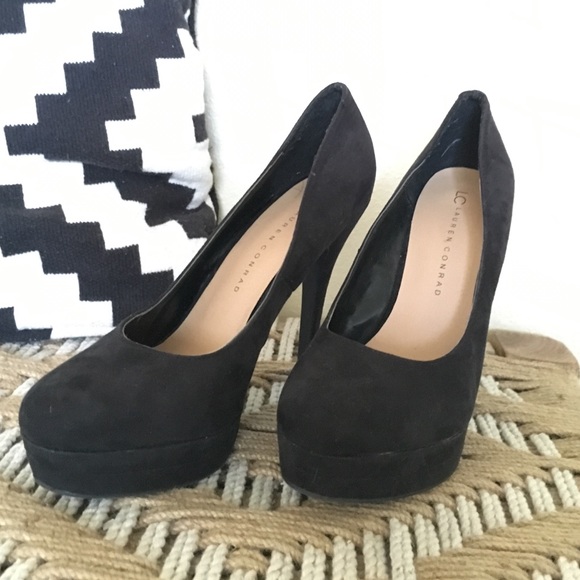 Lauren Conrad Black Pumps