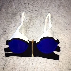Beach bunny top MEDIUM