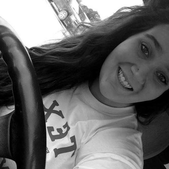 Meet your Posher, Trinity - Picture 1 of 1