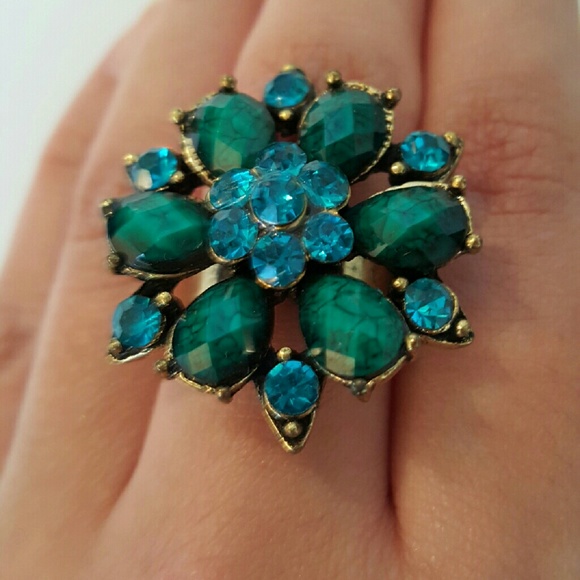 Gorgeous Teal Blue Duo Flower Design Ring