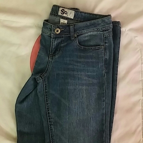 SO size 3 skinny jeans