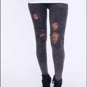 Charcoal distressed legging