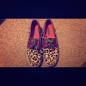 Cheetah Sperry Boat Shoes 💕