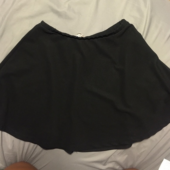 ❌SOLD❌ Black Skater Skirt