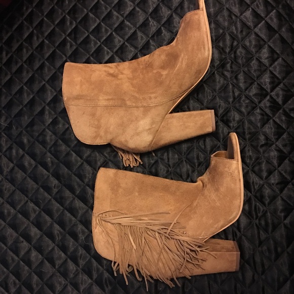 SOLD! ⏰💰Dolce Vita Mazarine Boot