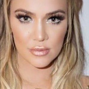 Meet your Posher, Mayra