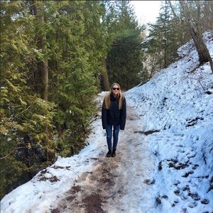 Meet your Posher, Jessica