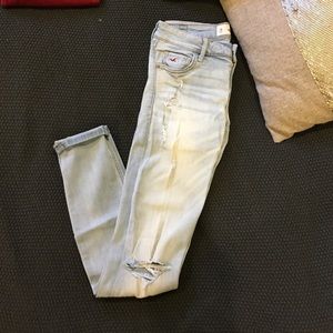 Light wash Hollister Skinny Jeans