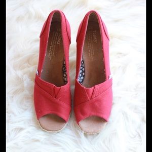 Toms Red Calypso Canvas Wedge
