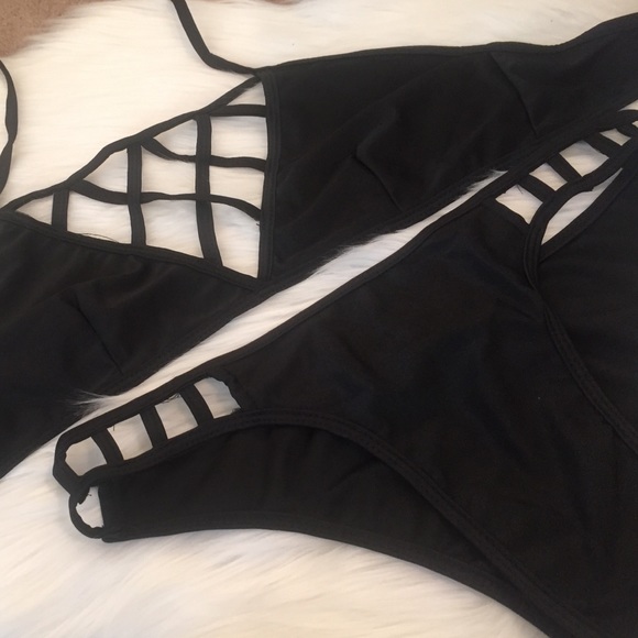 Kylie swim suit black strappy - Picture 4 of 4