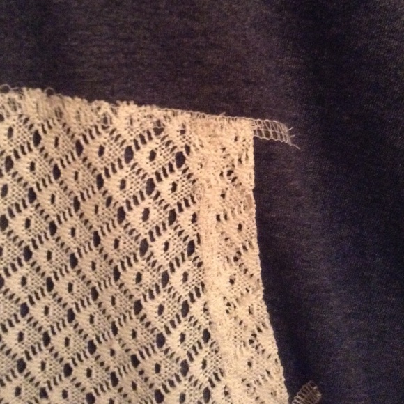 Delias Lace Pocket Hoodie - Picture 2 of 4