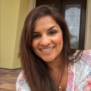 Meet your Posher, Anreina