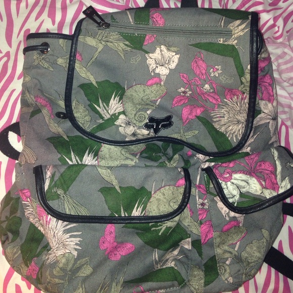 Fox drawstring bag😍