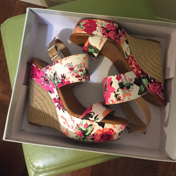 Floral Jessica Simpson Wedges