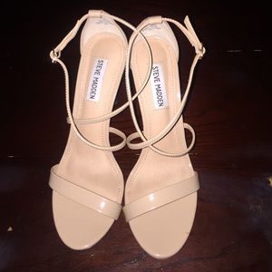 steve madden floriaa sandal only worn once!