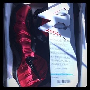 University Red Foamposities