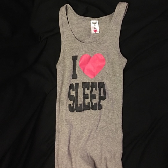 I love sleep muscle shirt