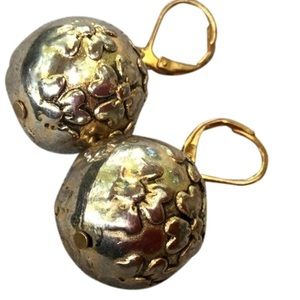 Vintage Gold Color Spheres Earrings Floral Design