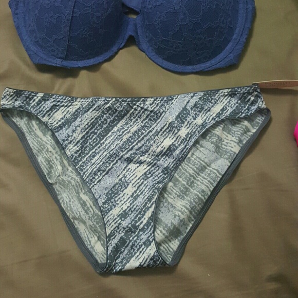 New Victoria secret bra and panty - Picture 3 of 3