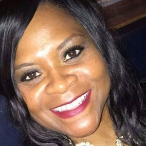 Meet your Posher, Cassandra