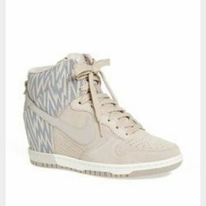Nike wedge high top - taupe/grey - sz 10