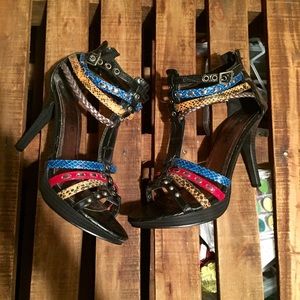 Dollhouse Strappy Heels Sz 8