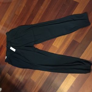 NWT - Gap Factory - Black 100% rayon pants-size M