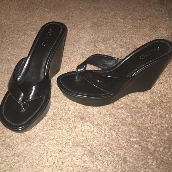 Black aldo wedge sandals