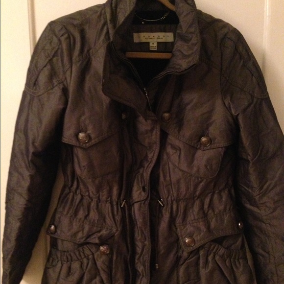 Laundry Coat - image 1