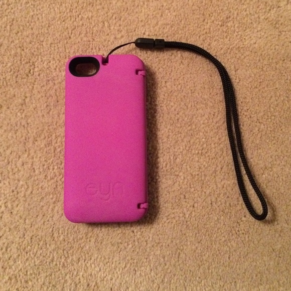 iPhone 5/5s storage case