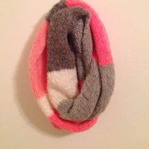 American eagle infinity scarf