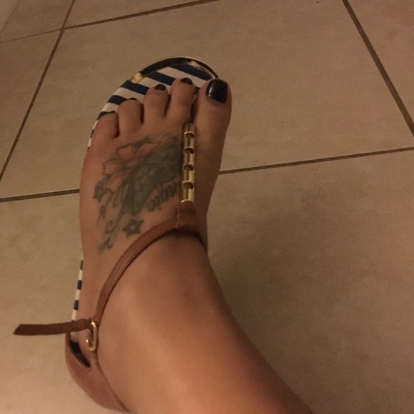 Dolce vita brand new never used sandals
