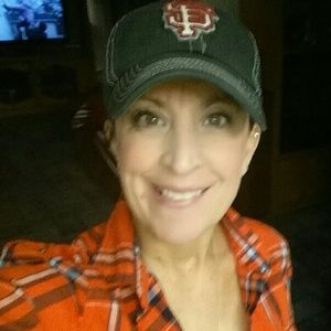 Meet your Posher, Stacy