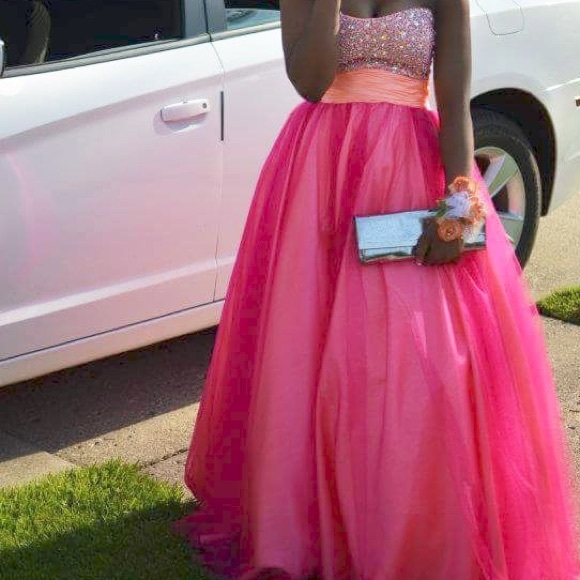 Prom Dress - Picture 2 of 3