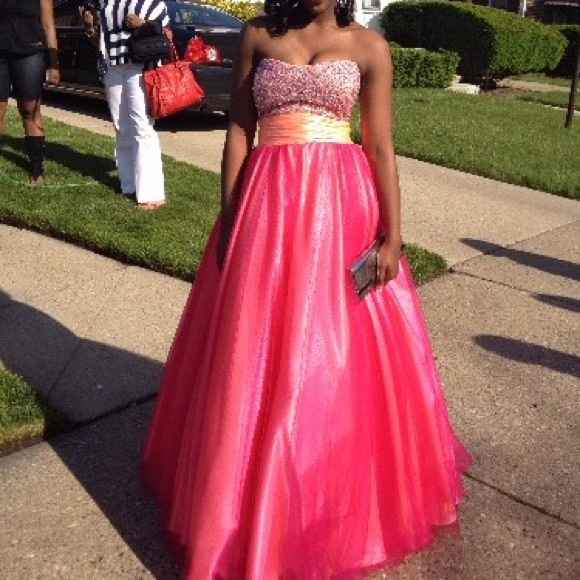 Prom Dress - Picture 3 of 3