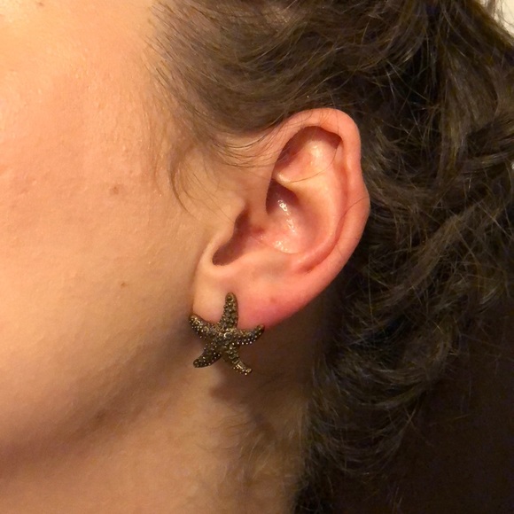 Starfish Post Earrings - Picture 2 of 2