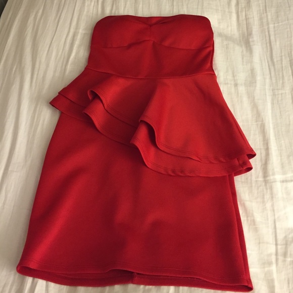 Red strapless cocktail