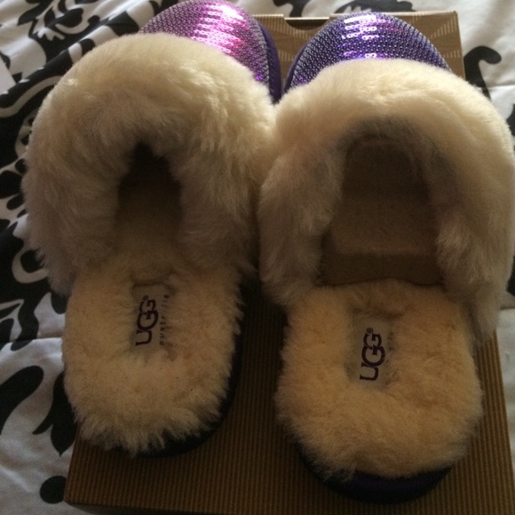 Uggs - Picture 3 of 3