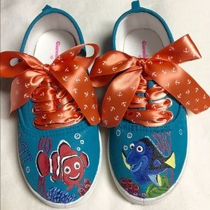 Nemo & Doris hand painted shoes
