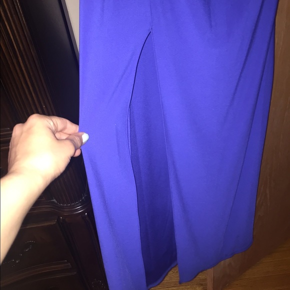 Dress - Picture 3 of 4