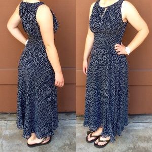 ⚫️⚪️polka-dot maxi dress⚪️⚫️
