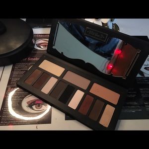 Kat Von D Shade Light Eyeshadow palette
