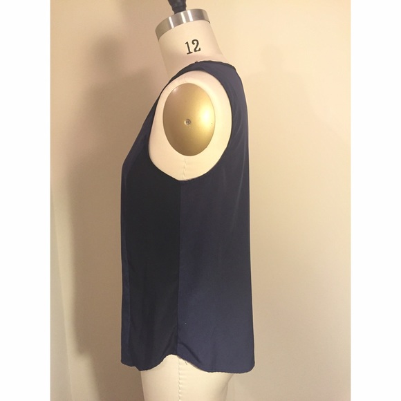 Navy/Black Seam Interest Shell - Picture 3 of 4