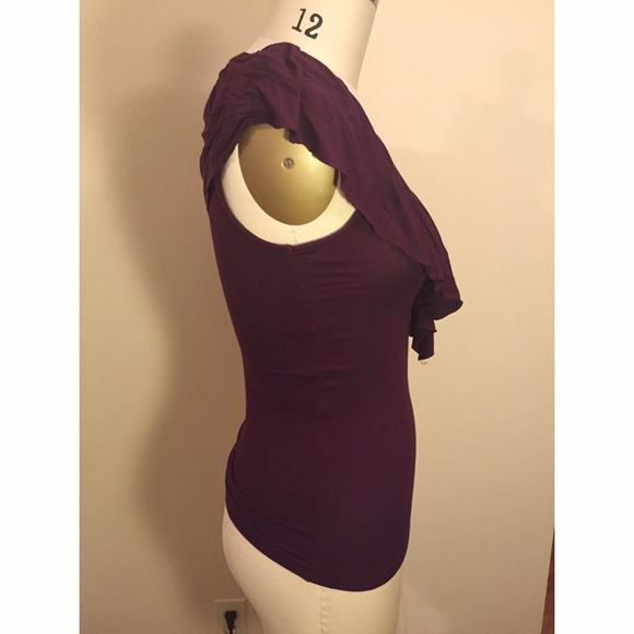 Ruffle Neckline Camisole - Picture 2 of 4