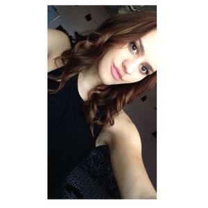 Meet your Posher, Victoria