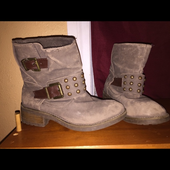Ankle boots