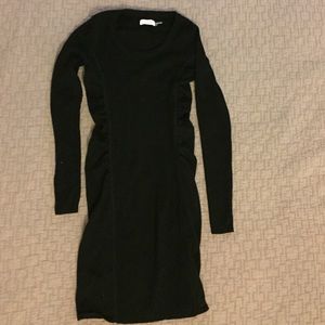 Black bodycon dress