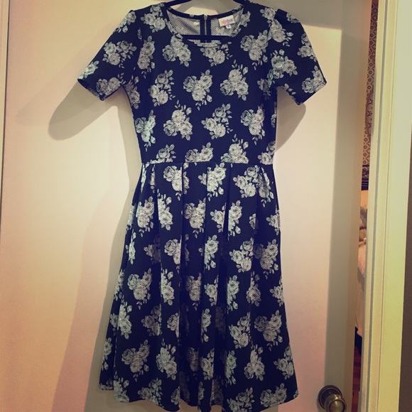 LulaRoe Amelia