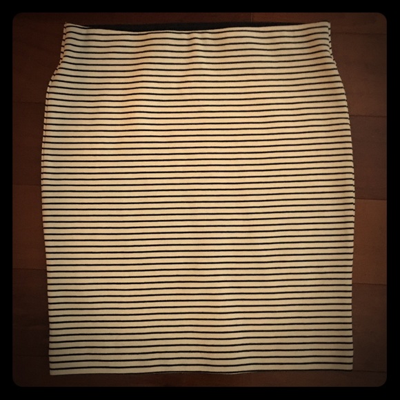 Ann Taylor Loft striped pencil skirt size XSP.