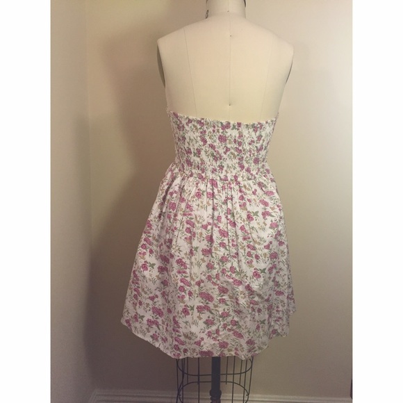 Strapless Floral Summer Dress - Picture 3 of 4